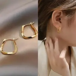 Pretty Modish Stylio Hookie Korean Earrings